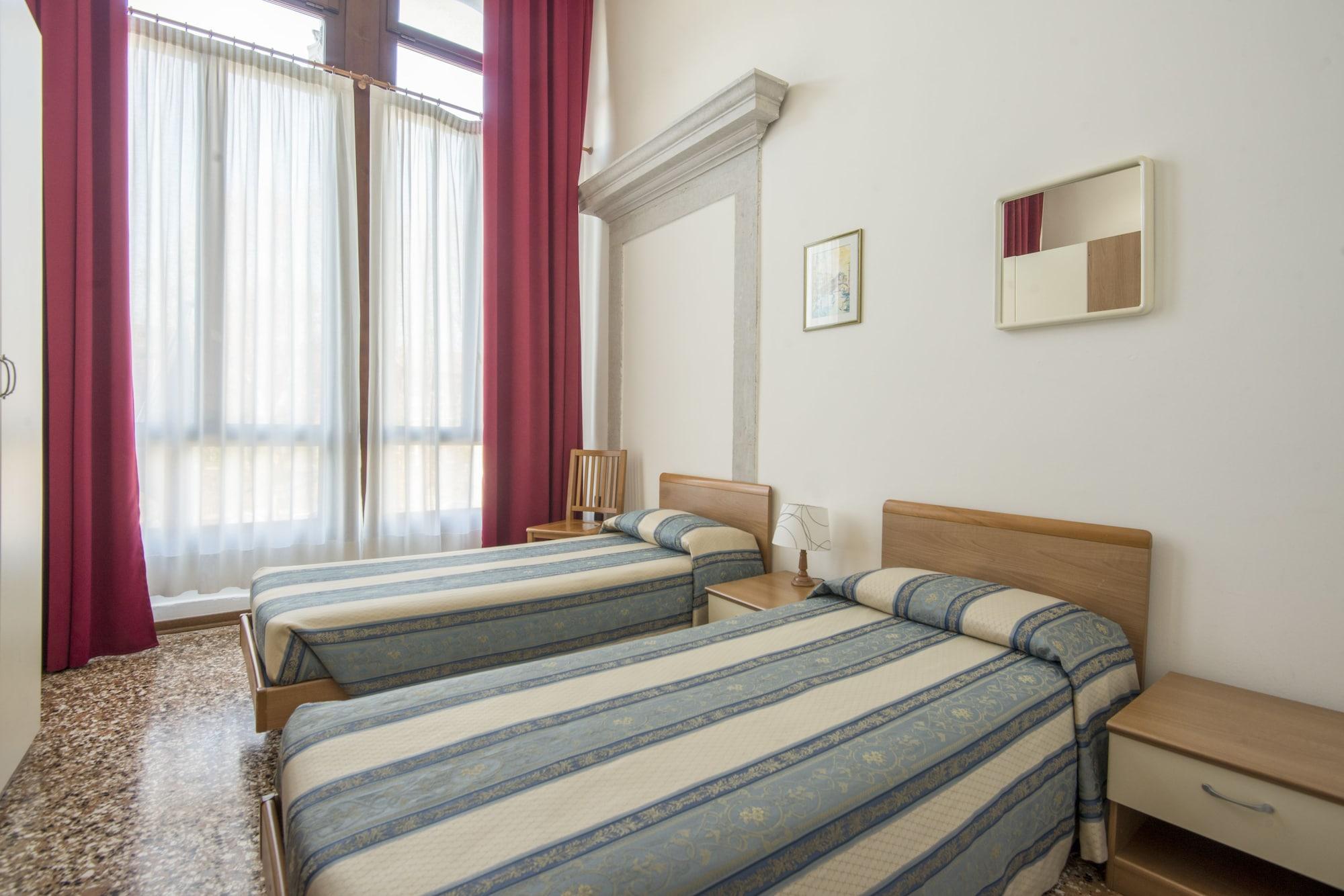 Casa Sant'Andrea Panzió Velence Kültér fotó