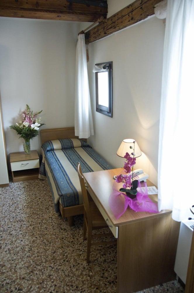 Casa Sant'Andrea Panzió Velence Kültér fotó