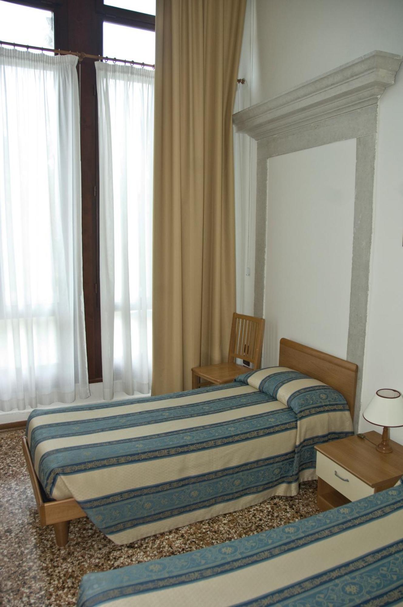 Casa Sant'Andrea Panzió Velence Kültér fotó