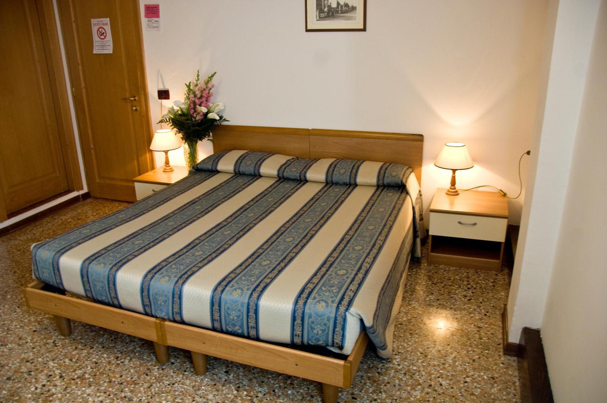 Casa Sant'Andrea Panzió Velence Kültér fotó