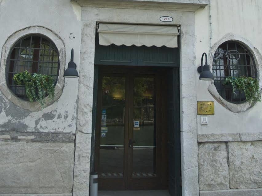 Casa Sant'Andrea Panzió Velence Kültér fotó